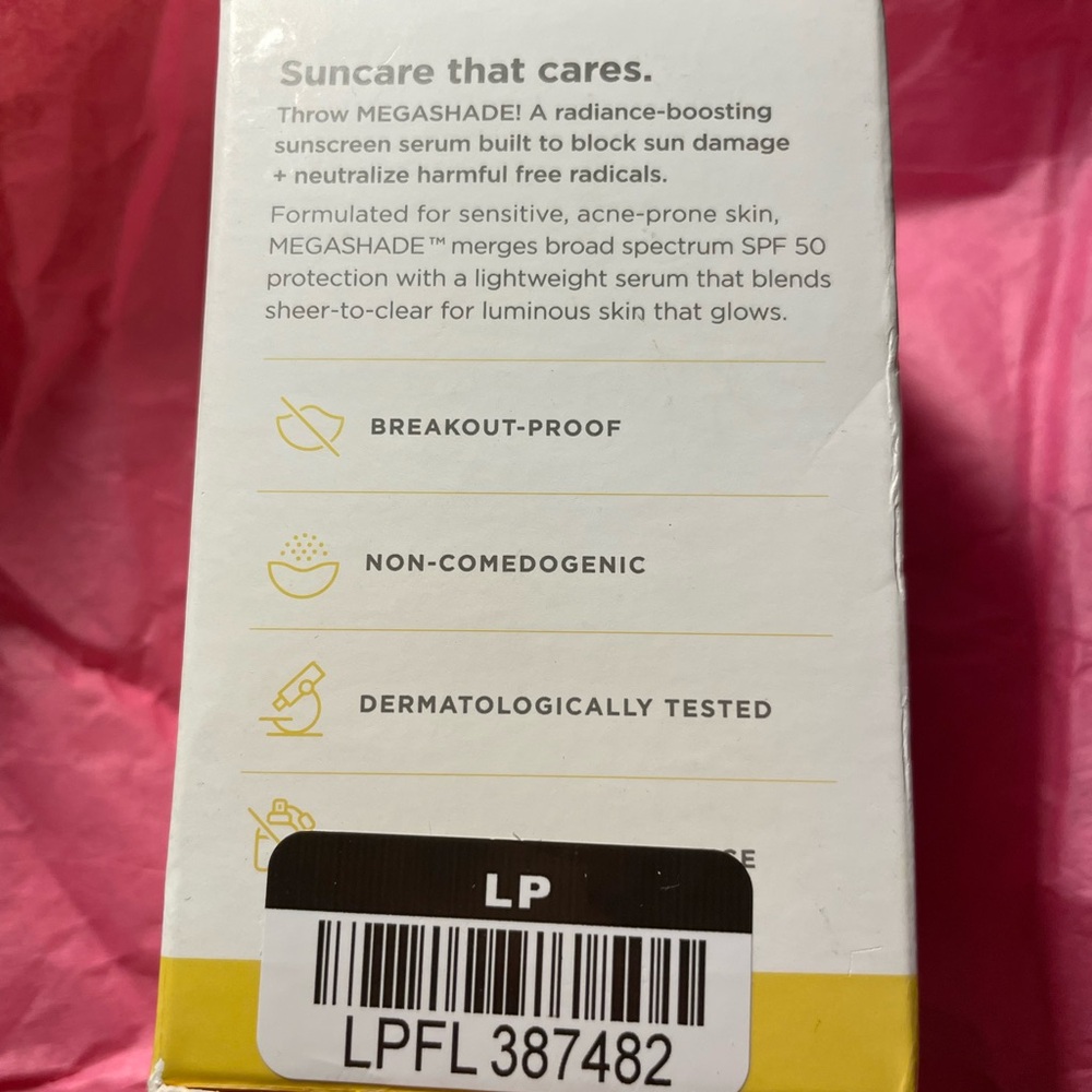 New Zitsticka Megashade SPF 50 Break Out Proof Sunscreen Serum Size 1.01oz - Picture 5 of 9